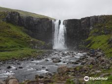 Gufufoss-塞济斯菲厄泽
