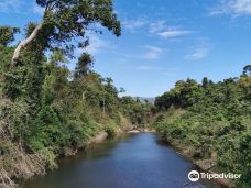 Haew Narok Waterfall-Na Hin Lat