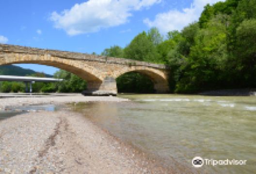 Dakhovskiy Bridge景点图片