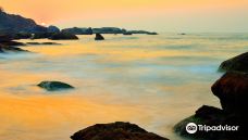 阿贡达海滩-雅高达