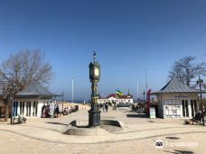 Seebrücke-黑灵斯多夫