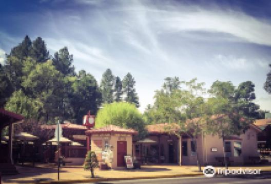 Old West Studio景点图片