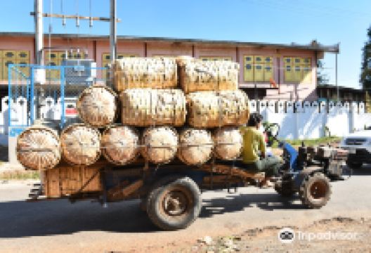 Kalaw Myoma Market购物图片