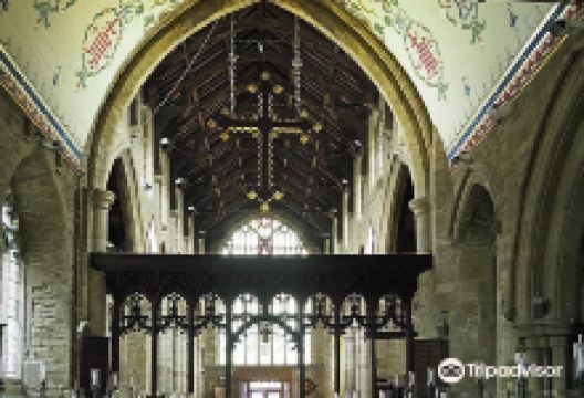 St Mary & St Nicolas Church景点图片
