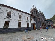 Church of the Virgin of the Holy Water-巴尼奥斯