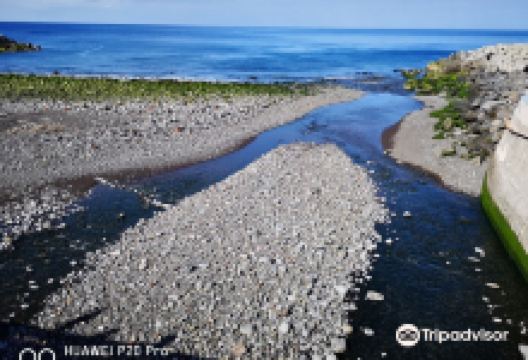 Ribeira Brava Beach景点图片