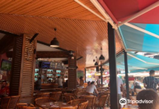 Attika Cocktail and Food Bar景点图片