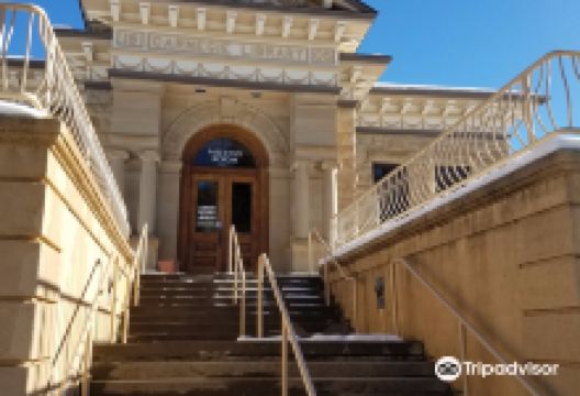 Lewistown Carnegie Public Library景点图片