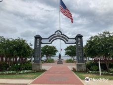 Veteran's Memorial Park-查尔斯湖