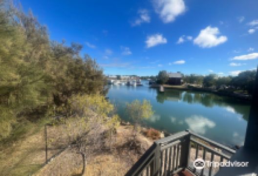 Creery Wetlands Nature Reserve景点图片