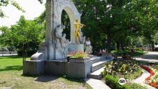 约翰施特劳斯雕像-维也纳