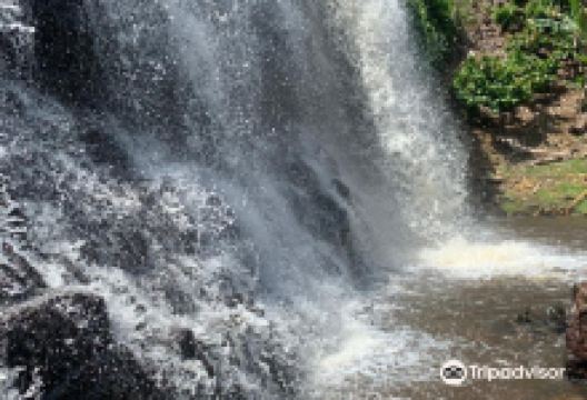 Nore Waterfall景点图片