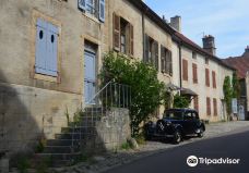 奥泽兰河畔弗拉维尼-奥泽兰河畔弗拉维尼