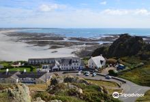 St Ouens Bay景点图片