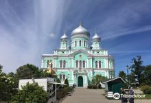 Trinity Cathedral景点图片