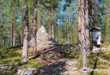 Maupertuis Memorial景点图片