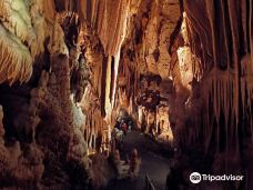 Shenandoah Caverns-谢南多厄县