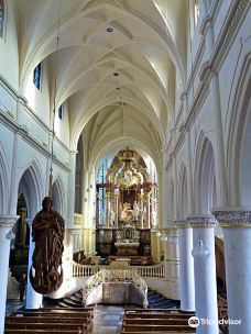 St Michaelskerk (Abbey Church)-托伦