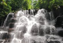关东兰浦瀑布景点图片