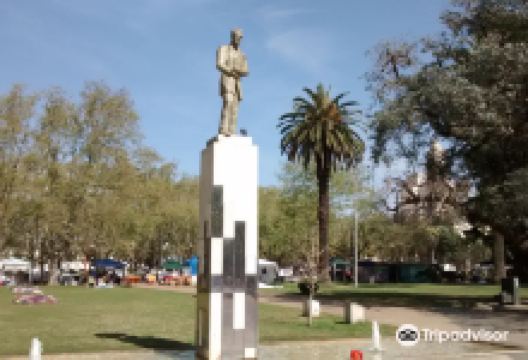 Plaza de los Mastiles景点图片