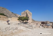 Mola Castle景点图片