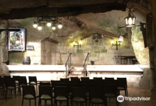 Caves Painctes景点图片