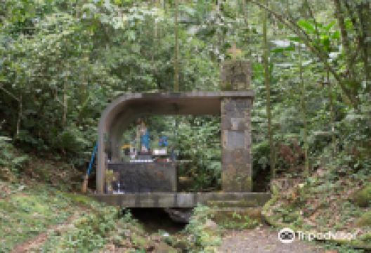 Gruta Mãe da Divina Providência景点图片