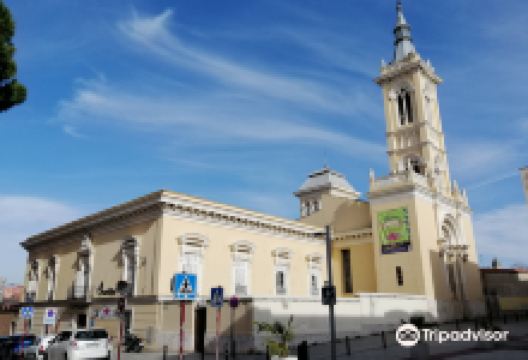 Palace of the Countess of La Vega del Pozo景点图片