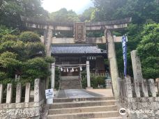 天満神社-宝冢市