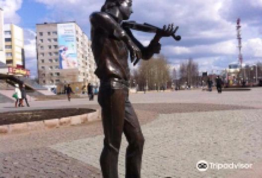 Sculpture Muzykant景点图片