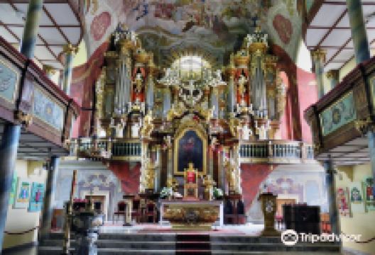 Church of the Holy Cross景点图片