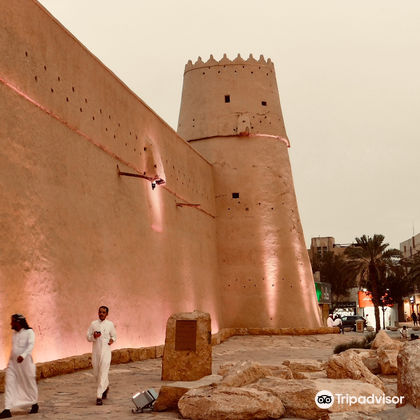 马萨马克堡垒+沙特阿拉伯国家博物馆+图拉伊夫一日游