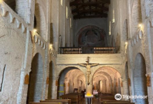 Santa Maria a Pie di Chienti景点图片