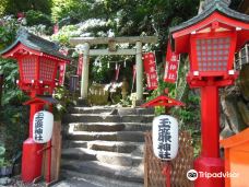 Tamadare Shrine-足柄下郡