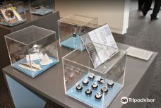 NWT Diamond Centre-耶洛奈夫