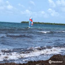 Placencia Awesome Water Sports-柏森斯亚半岛
