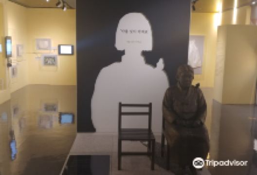 和平少女像景点图片