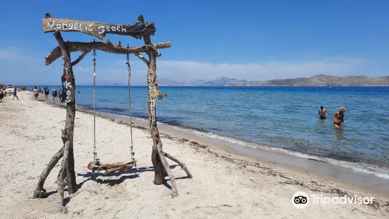 Tigaki Beach