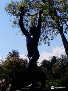 Monumento a Los Voluntarios Catalanes-巴塞罗那