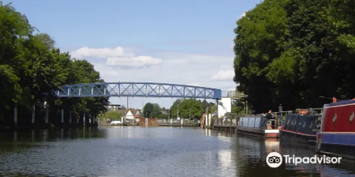 Teddington Lock Footbridges