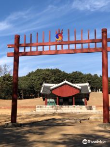 Yungneung Royal Tomb & Geolleung Royal Tomb-华城市