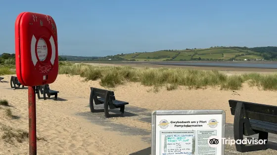 Llansteffan Beach