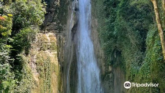 Mantayupan Falls