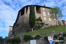 Castello di Levizzano Rangone-卡泰维托莫顿