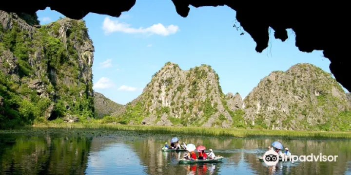 Trang An Grottoes