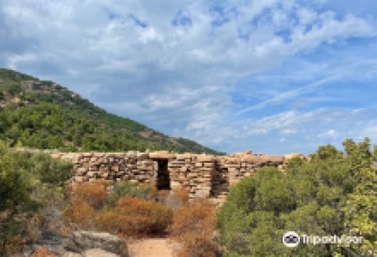 Castello D'araggio景点图片