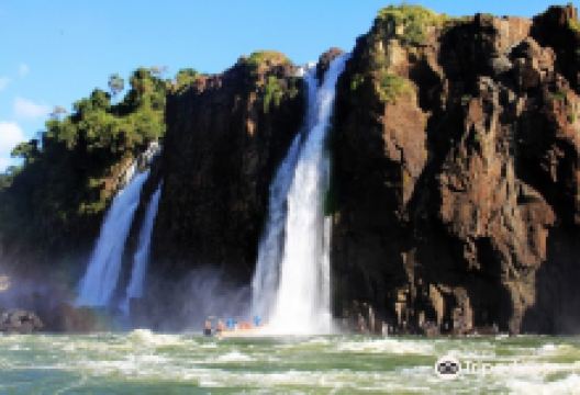 Iguacu River景点图片