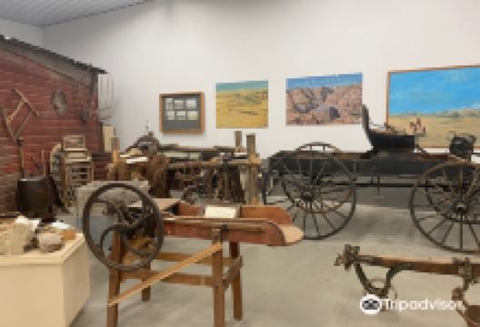 Pioneer Machinery Hall景点图片