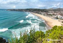 Serapo Beach景点图片