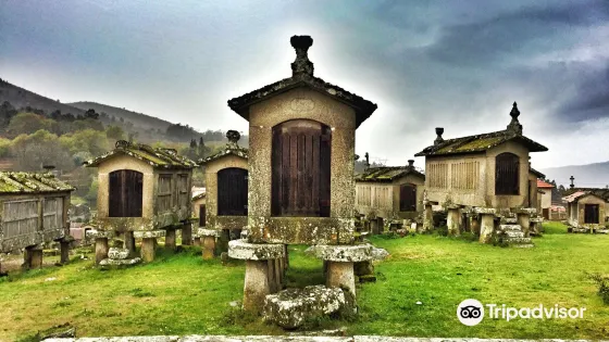 Granaries of Lindoso